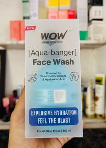 WOW Skin Science Aqua-banger Face Wash