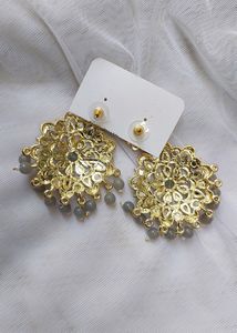 PASTEL GREY KUNDAN &amp; PEARLS DANGLER 🎀