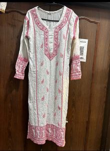 Chikenkari Pink Beaded Kurta