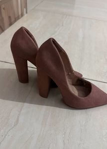 pink heels