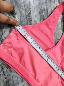 pink 🩷 sports bra🧡