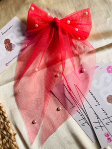Pearl Bow Clip