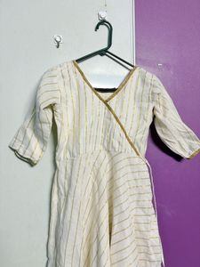 Striped kerala style kasavu Ethnic Dress
