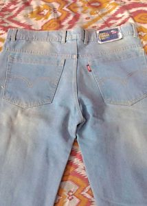 Levi&#39;s Light Wash Denim Cargo Pants