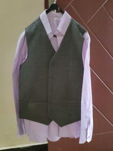 Gray Men&#39;s Suit