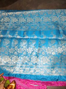 combo sarees (2) with Ethnic matching Blouse