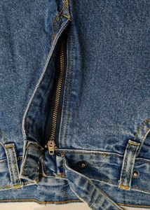 Light Wash Straight Leg Jeans