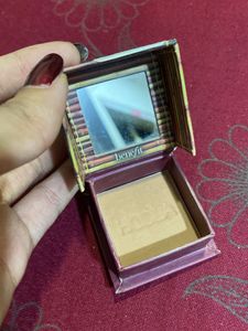 Benefit mini Hoola bronzer(used 4-5 Times)