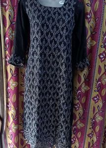 Elegant Black Embroidered Kurta
