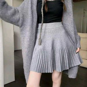 (FIX PRICE)Gray Pleated Mini Skirt