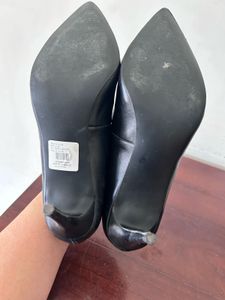 Black Steve Madden Heels