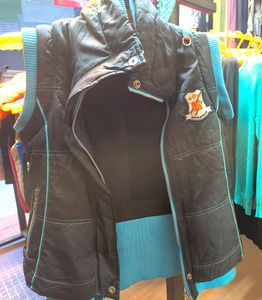 Sleeveless Padded Jacket