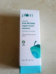 Plum Cica & HYA-BETAINE Vegan Mucin Essence