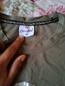 Casual Olive Green T-Shirt