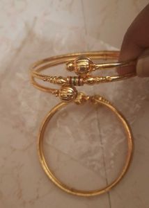 2.8 Bangles .never Worn ..got From Flipkart