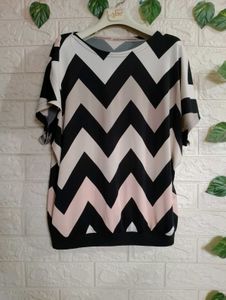 Stylish Chevron Print Top