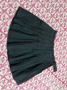 Pleated Skirt