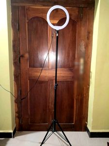 Ring Light With Tripod