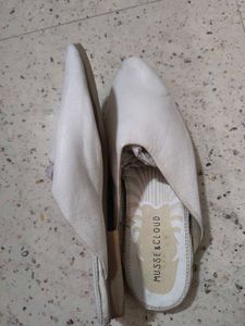 Musse &amp; Cloud White Flats, Imported Pure Leather