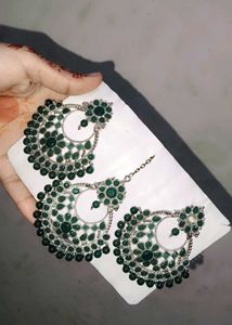Elegant Green Stone Earrings &amp; Maang Tikka