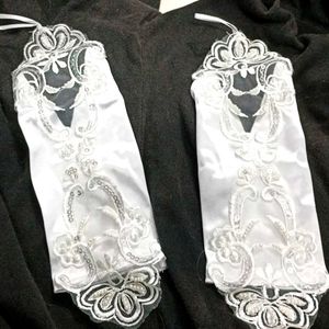 Beautiful White Hand Gloves