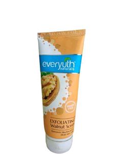 Everyuth Walnut Scrub