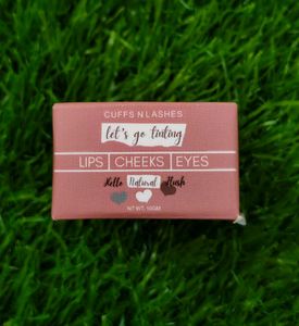 Cuffs N Lashes Tint