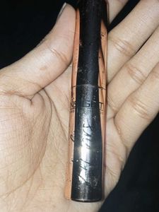 INSIGHT 24 HRS MATTE LIPSTICK 💄