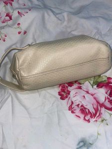 BVLGARI  Amanities Kit👝