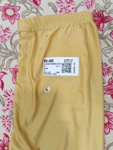 Gold LSize Lycra Legging