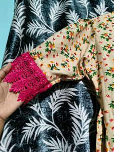 Gufrina Floral Print Kurta M