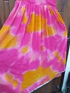 GEORJET PRINTED GOWN WITH LESS BORDER DUPATTA SET