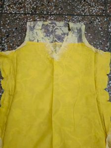 Very Beautiful Neck Designed Kurti
