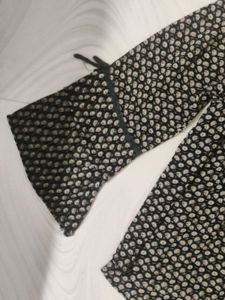 BLACK PRINTED TOP