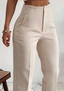 Zara High Waist off white Pant