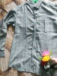 Men&#39;s Plaid Shirt