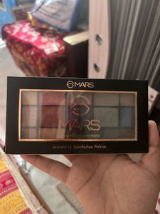 Mars Eyeshadow Palette - 15 Shades