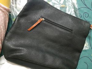 black handbag