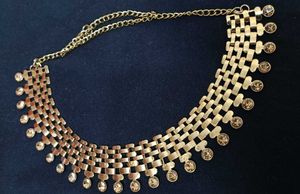 Gold chain Statement choker Necklace