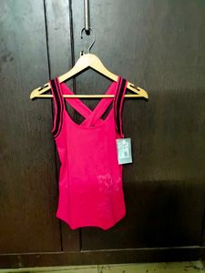 💕 REEBOK TOP