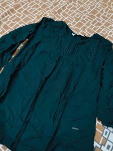 Elegant Green Tunic Top