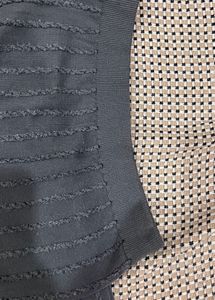 Super stretchable, knitted legging