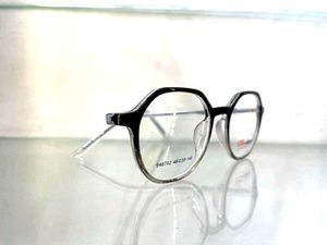 Mankani Eyewear - Stylish Black Frames
