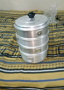 Momo Steamer