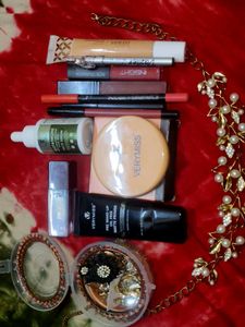 Makeup And Jewellery Combo Sets