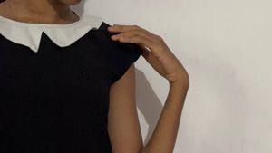 Black Top With White Neck Detailing