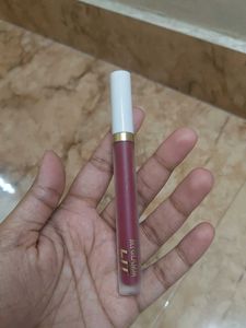 New MyGlamm Lipstick Shade - Fake ID