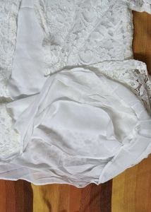 Women White Lace Round Neck Casual Top