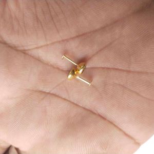 22C Pure Gold Green Dimond Stud Earrings