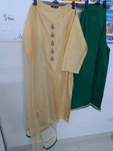 Elegant Party Wear Suit Set